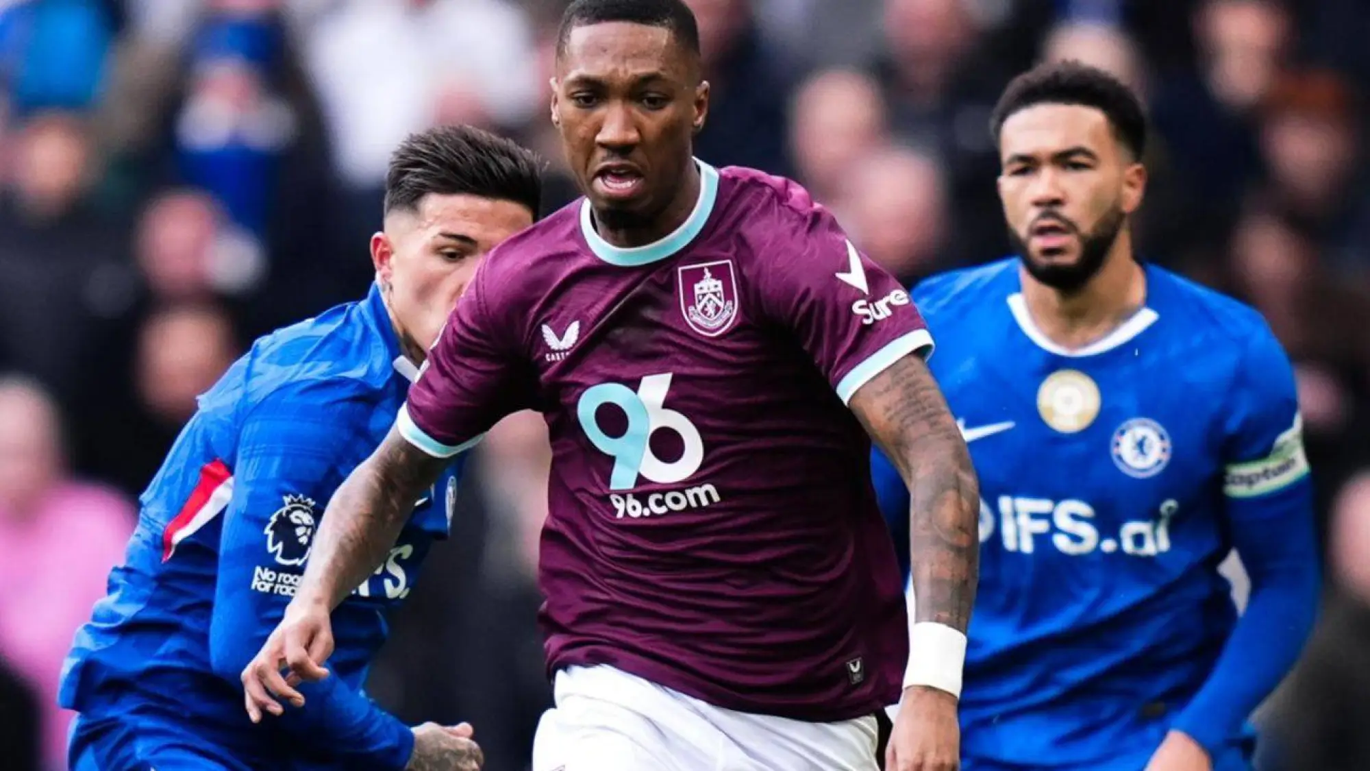 Chelsea dejó escapar 2 puntos en casa., @BurnleyOfficial