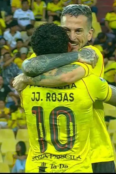 “Soy feliz aquí”, expresa Darío Benedetto 