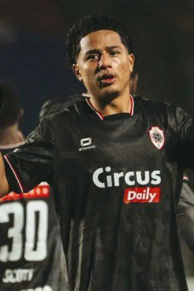 Anthony Valencia le da el triunfo al Royal Antwerp en Bélgica