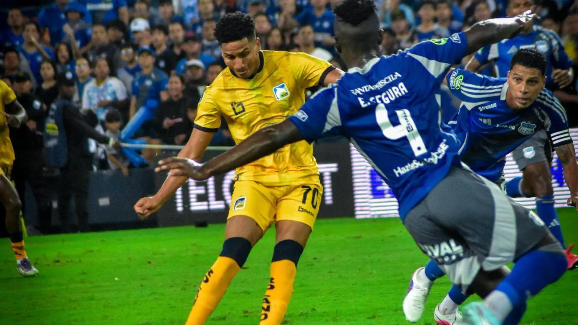 Emelec dejó escapar la victoria en casa., @DelfínSC