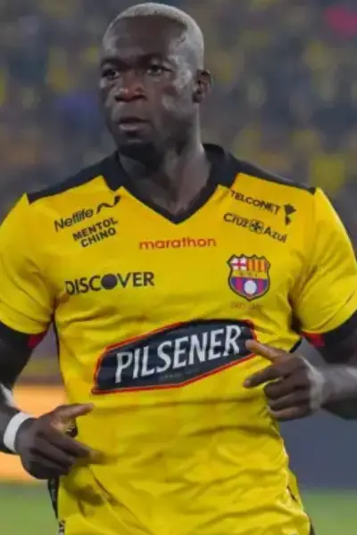 Felipe Caicedo cuestiona a Beccacece