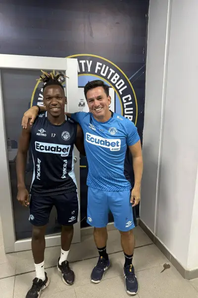 Todo quedó en la cancha: Pool Gavilánez aclaró su cruce con Ayoví y pidió disculpas