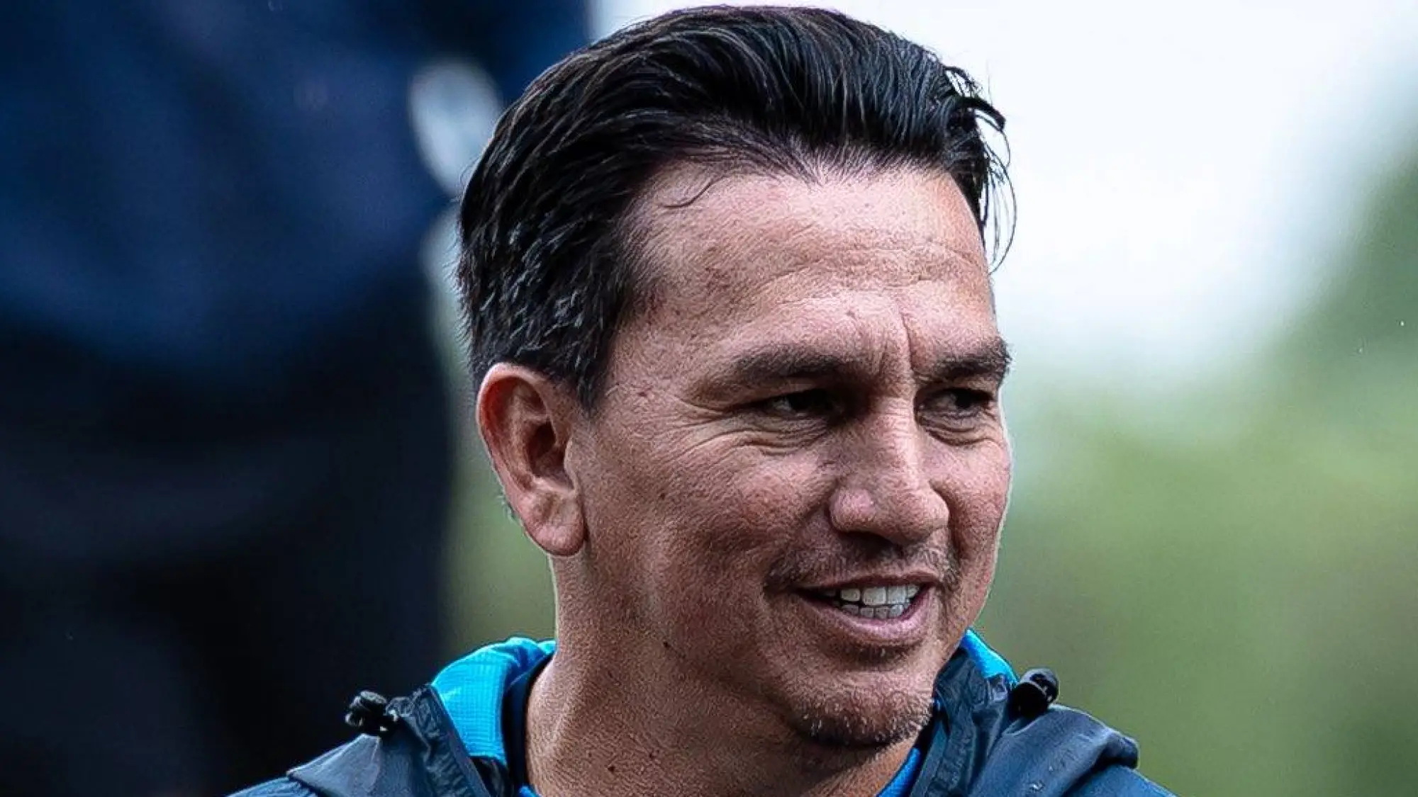 Pool Gavilánez , Redes