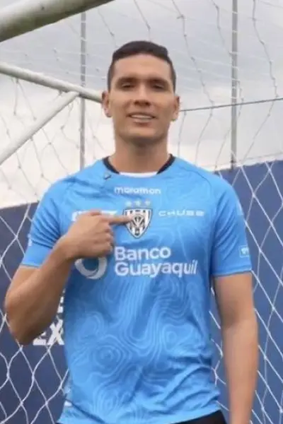 Independiente del Valle ficha al arquero colombiano Aldair Quintana para fortalecer su portería tras la lesión de Guido Villar.