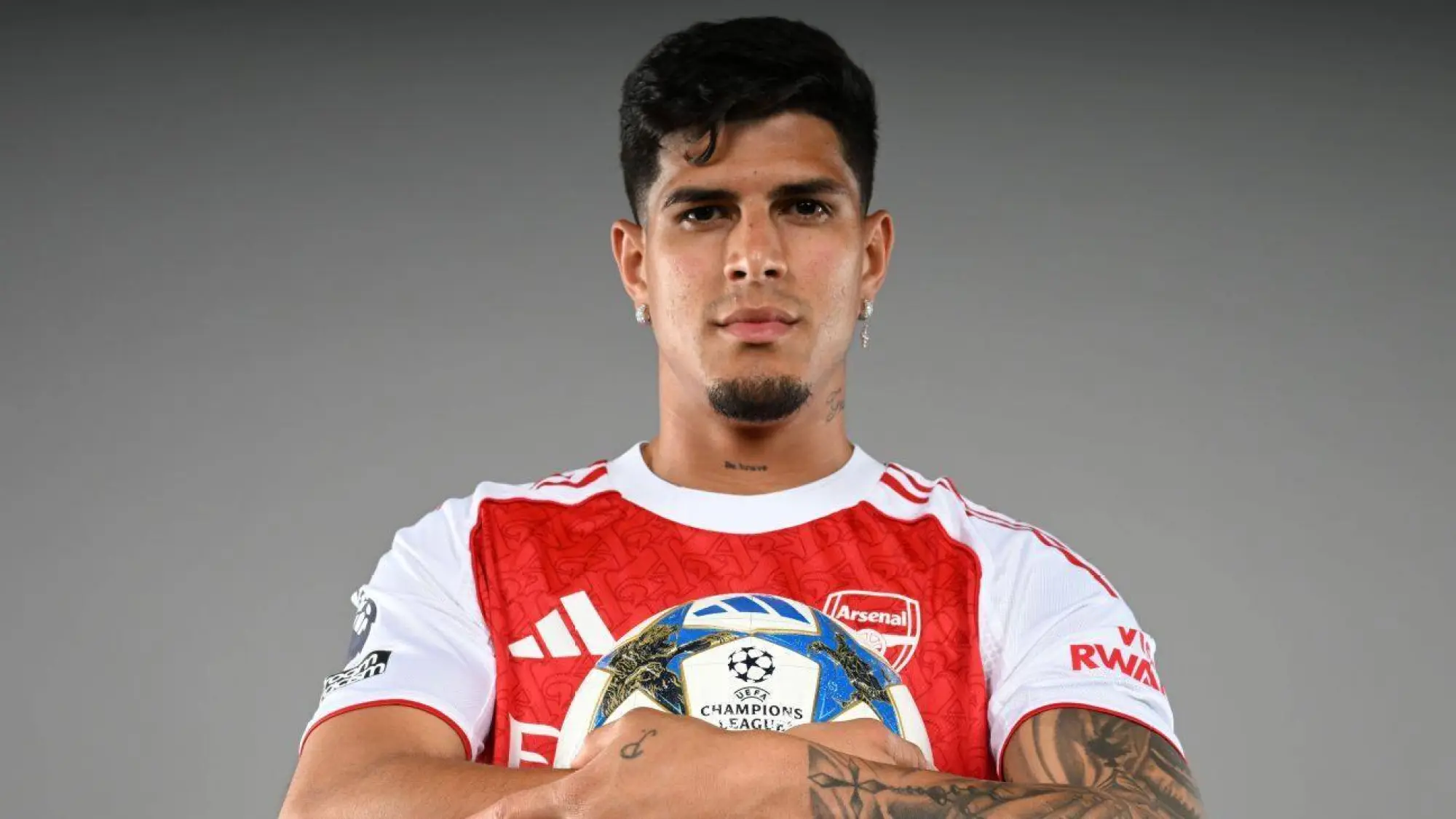 Piero hincapié destaca en el Arsenal., @Arsenal