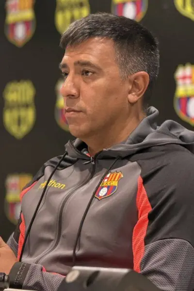 César Farías sobre Jefferson Intriago: “Es un jugador que la secretaría técnica viene siguiendo”