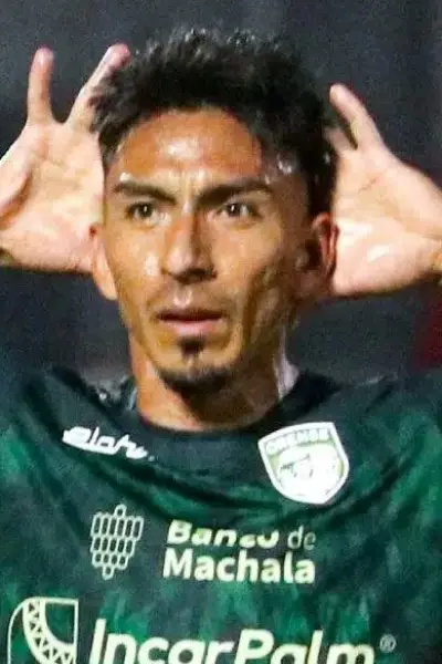 Desde Orense niegan una salida de Ángel Mena a Emelec