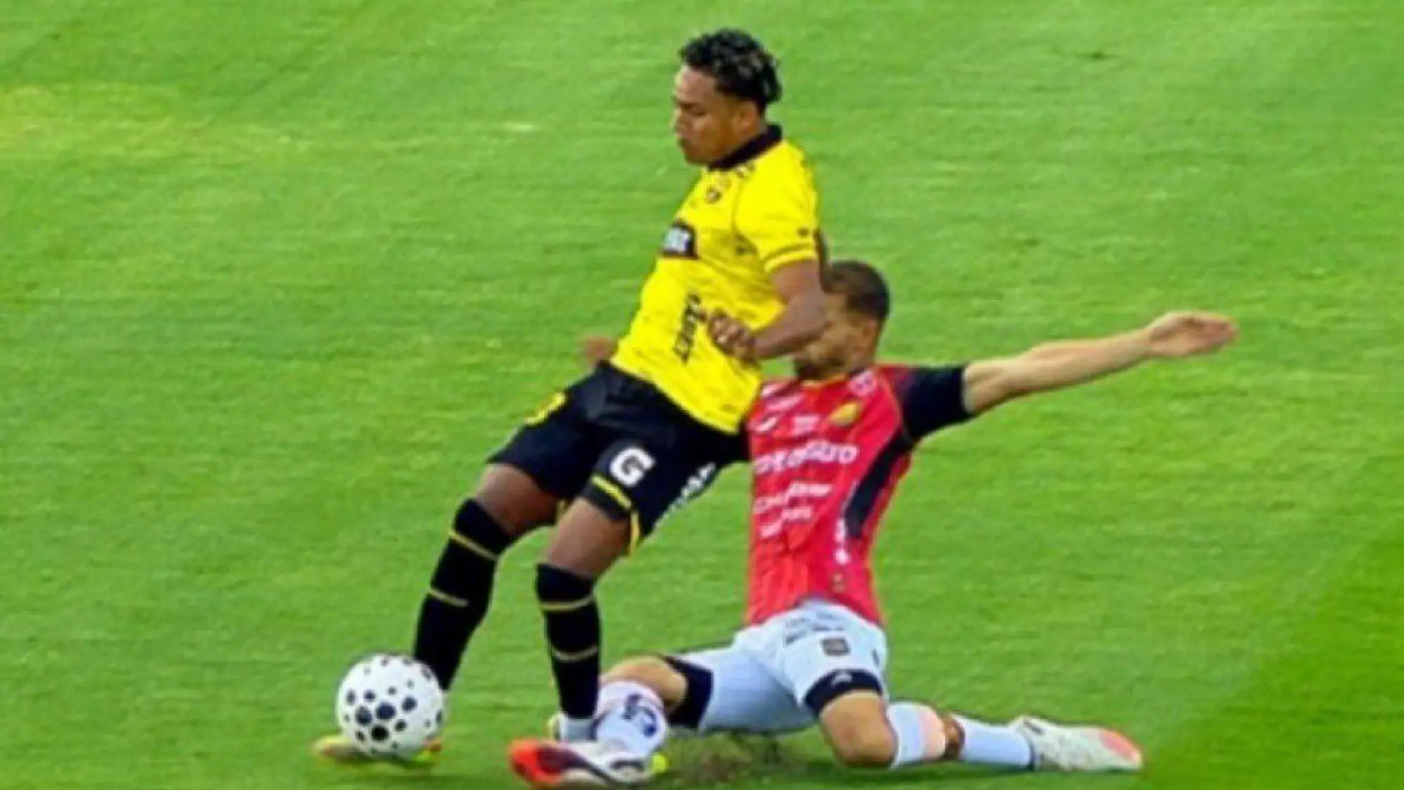 Mateo Maccari - Johan García, Redes