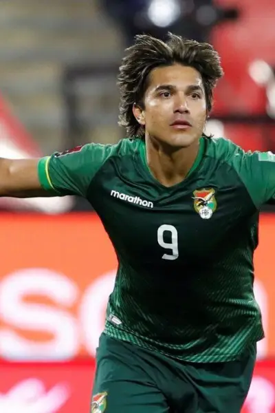Bolivia se prepara para el repechaje del Mundial 2026 sin la inclusión del histórico delantero Marcelo Martins en la lista de convocados.