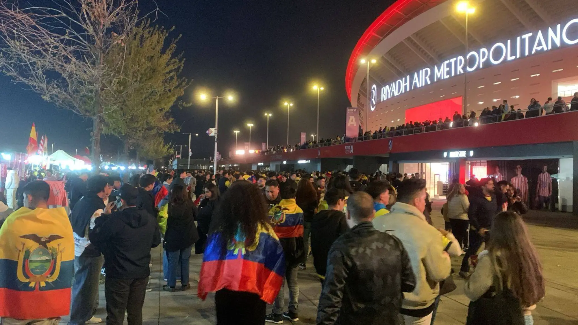 Los ecuatorianos son mayoría en el estadio del Atlético de Madrid., Cortesía: Gabriel González