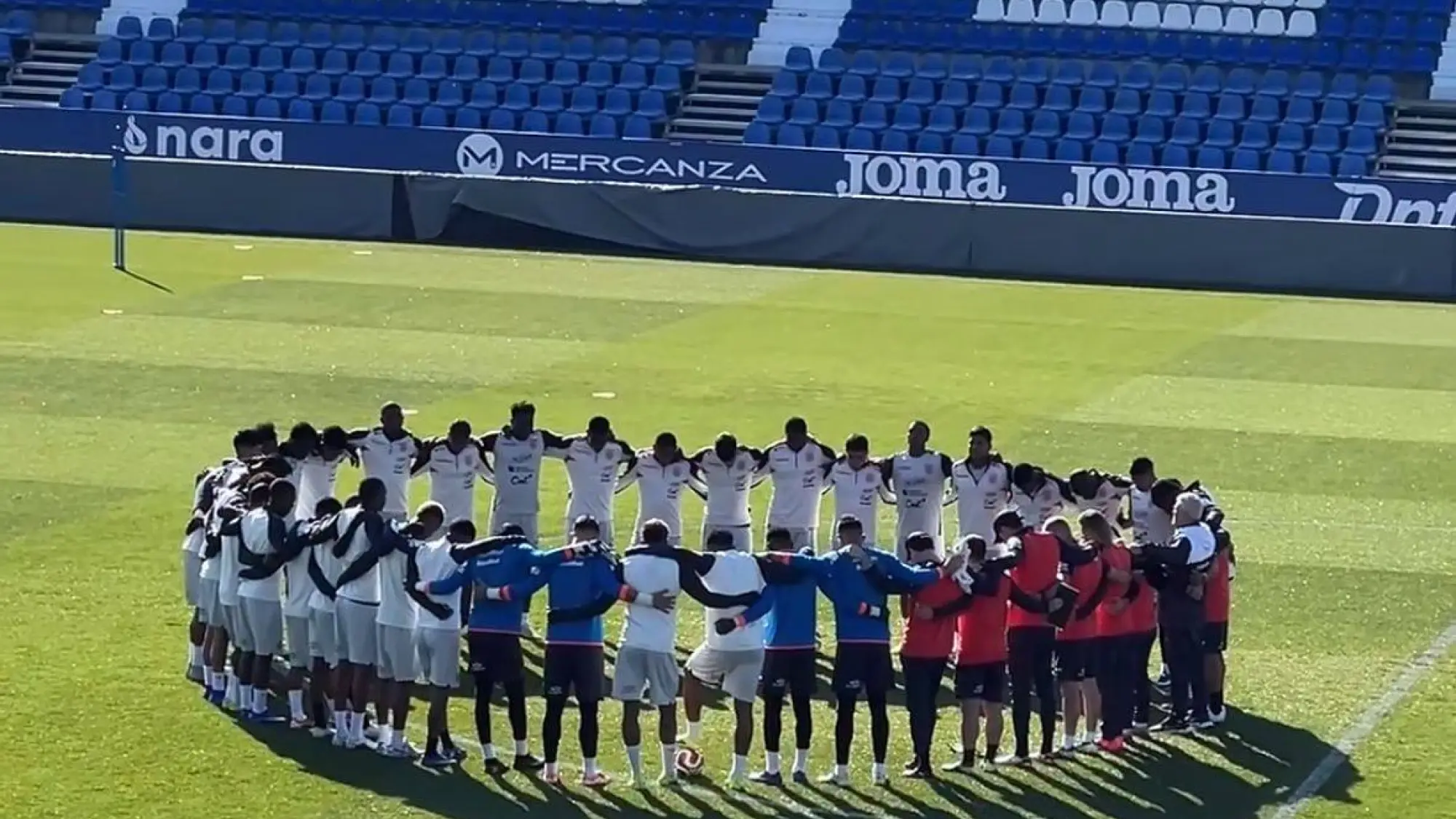La selección ya entrenó en Madrid con equipo completo., @Elcanaldelfútbol