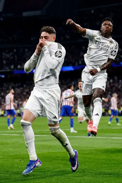 Real Madrid se quedó con el derbi de la ciudad 