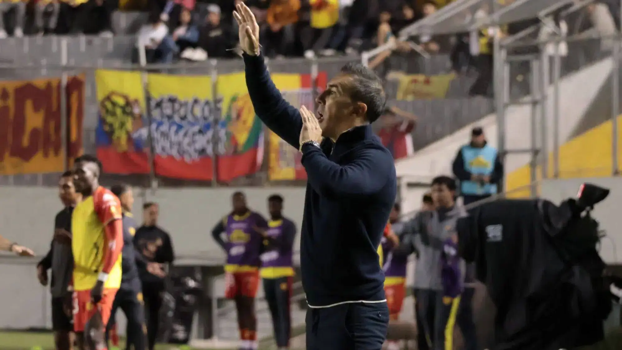 Vicente Sánchez habló tras la derrota ante Aucas., API